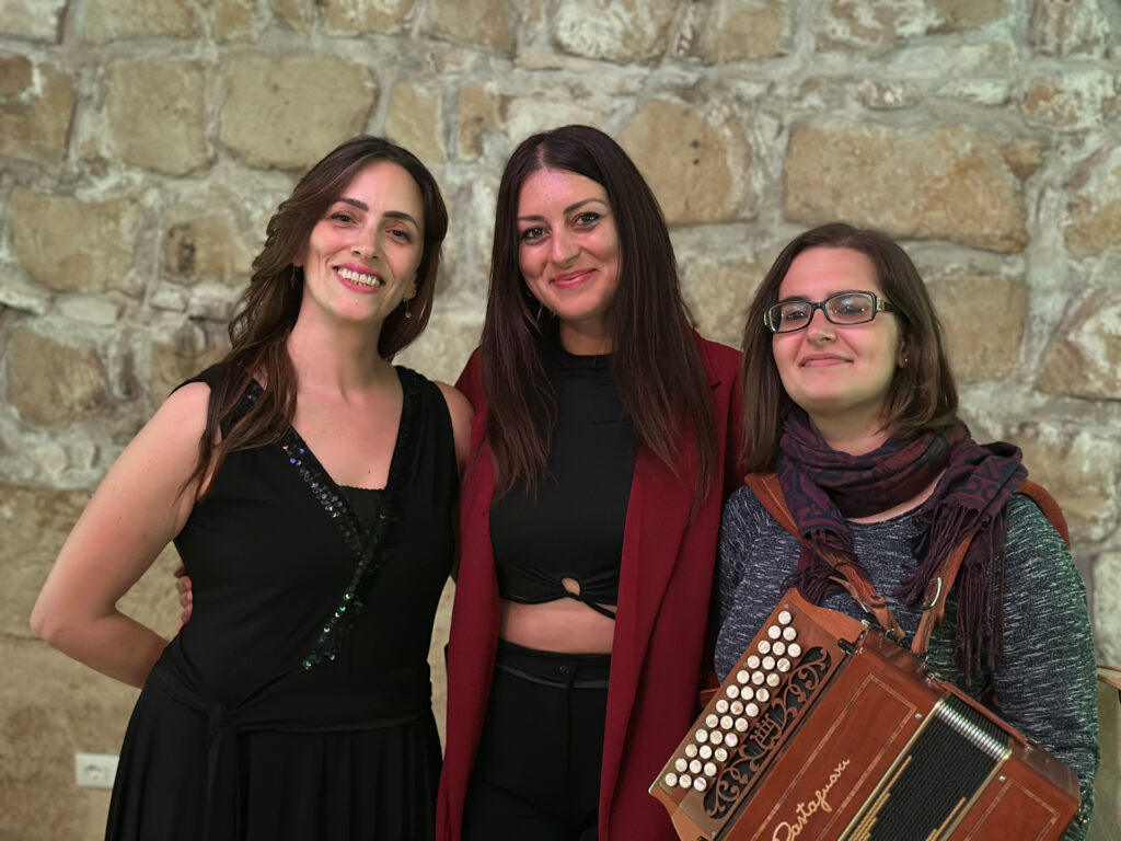 pizzica-music-in-lecce-puglia-italy
